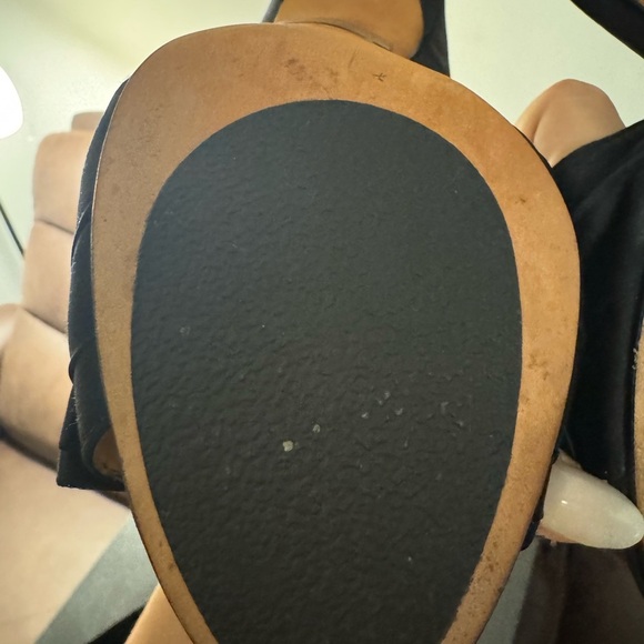 Badgley Mischka Black Satin Bow Heels - Picture 5 of 5